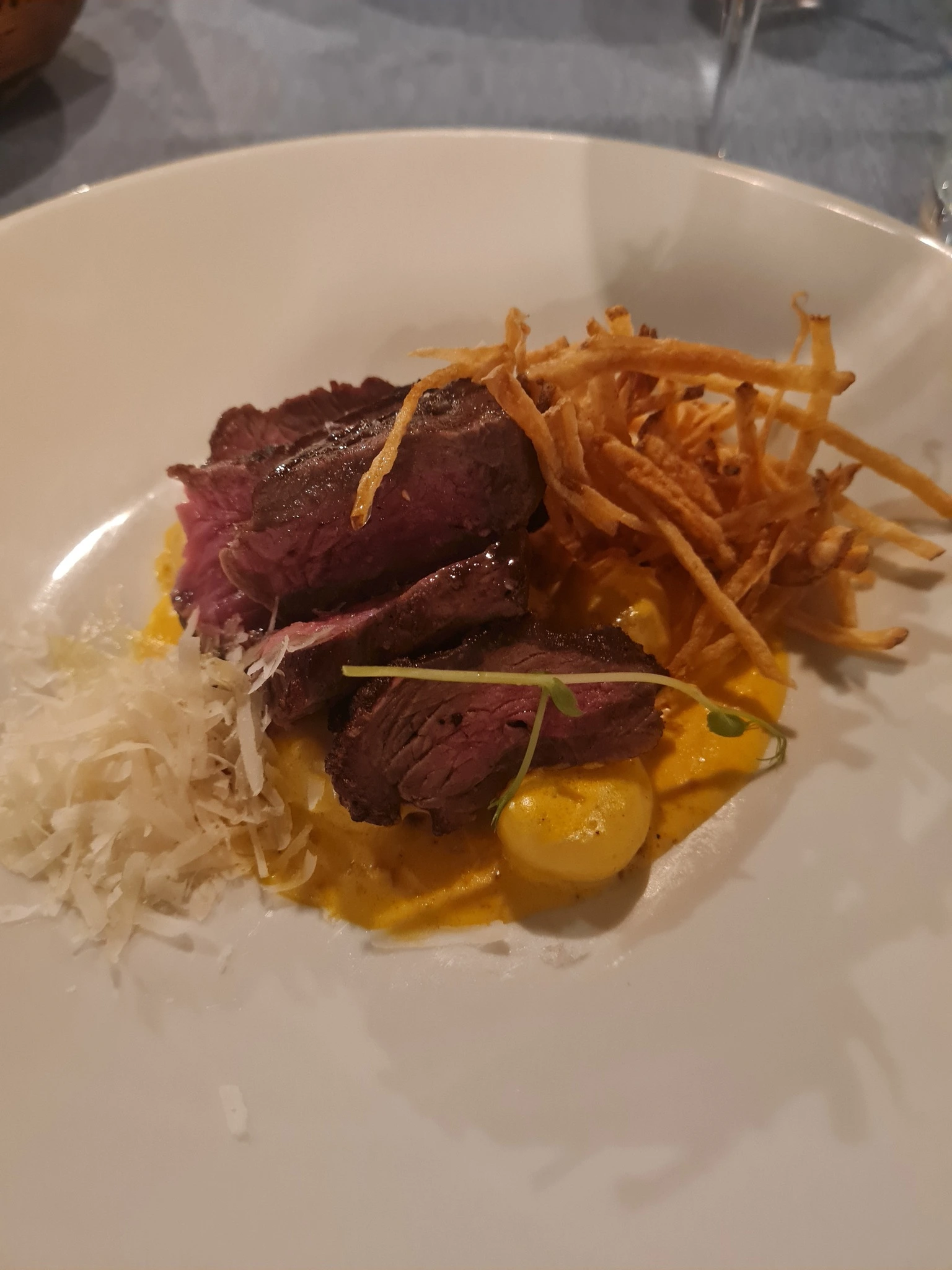 Restoran qapaq – veis