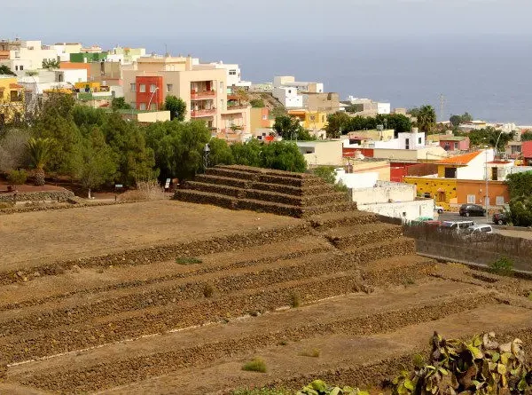 Guimari pramiidid heyerdahl 4 800x 445 1