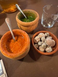 Kanaari kastmed mojod