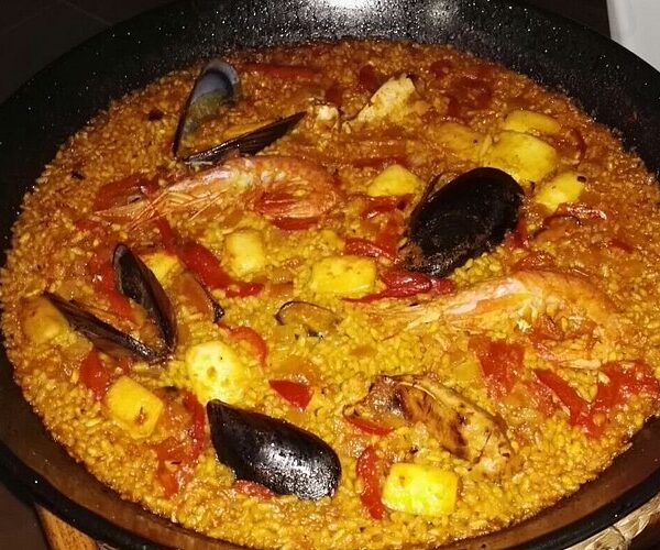 Kanaaripärased maitserännakud Casa Carmenis, paellade ja mojode õpitoad, kooskokkamine Tenerifel