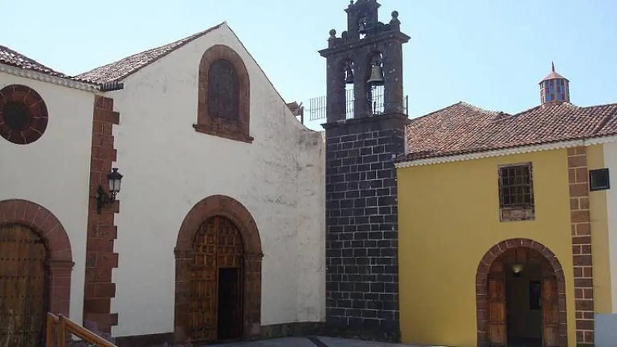 PEALINNAD – SANTA CRUZ JA LA LAGUNA