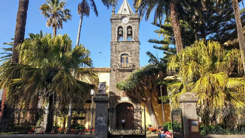 PEALINNAD – SANTA CRUZ JA LA LAGUNA