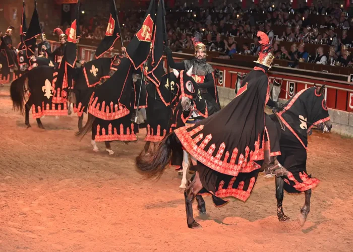 Rüütliturniir ja keskaegne pidusöök Tenerifel