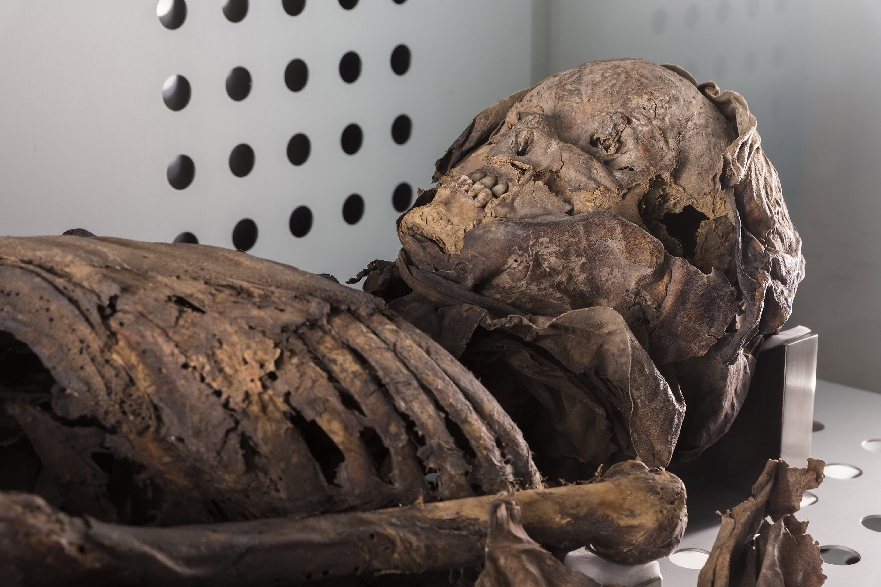 TUHANDE MUUMIA KOOBAS