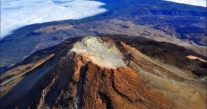 El Teide vulkaani tipp 3718 meetrit Tenerifel – vaade Euroopa kõrgeimalt tipult Kanaari saartele