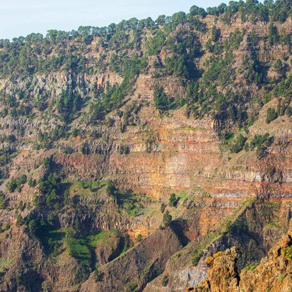 Kanaari saared ruudi kivinurm 45