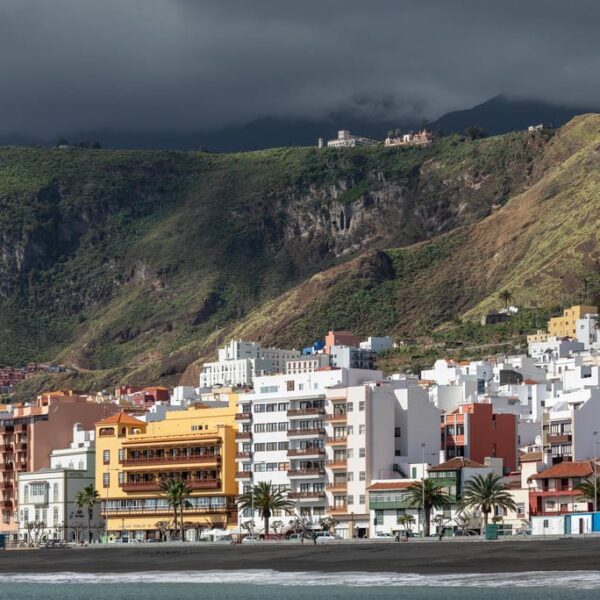 Kanaari saared ruudi kivinurm 54