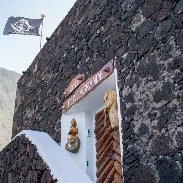 Kanaari saared ruudi kivinurm 83