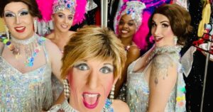 MHT drag show Tenerifel – värvikas ja meeleolukas drag-etendus koos õhtusöögiga