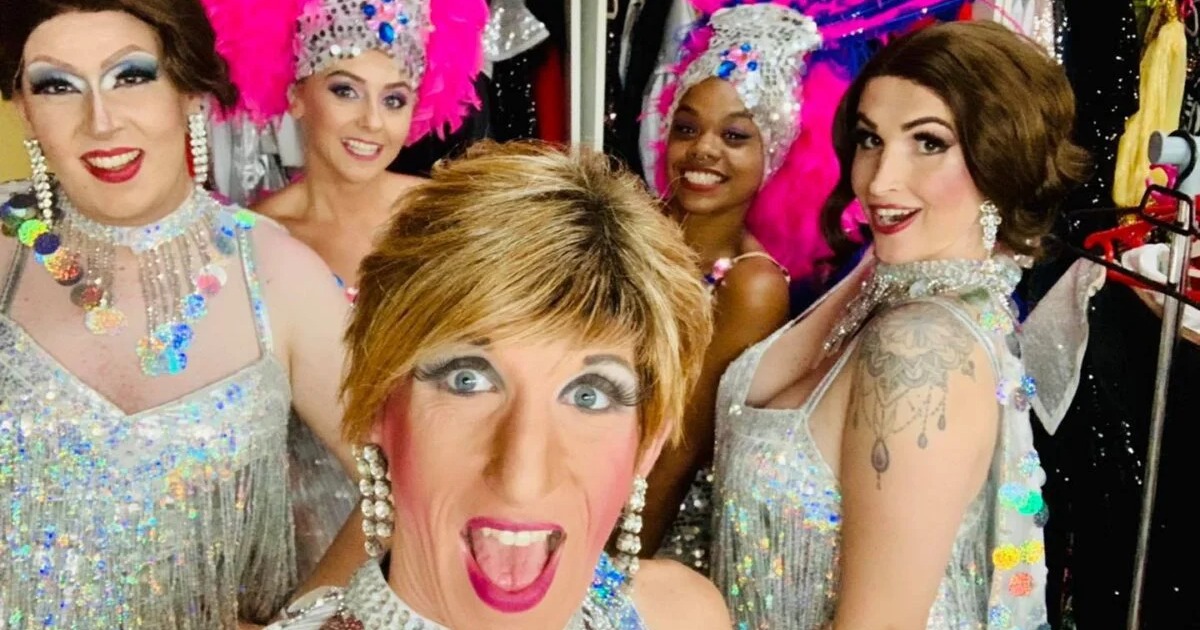DRAG SHOW | Music Hall Tavern Tenerife | PILETID
