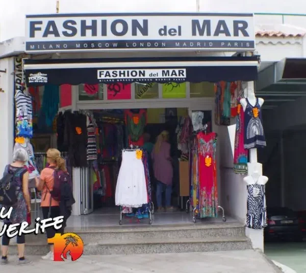 Kohaliku moeshaiu ja suveniiride pood Tenerifel.