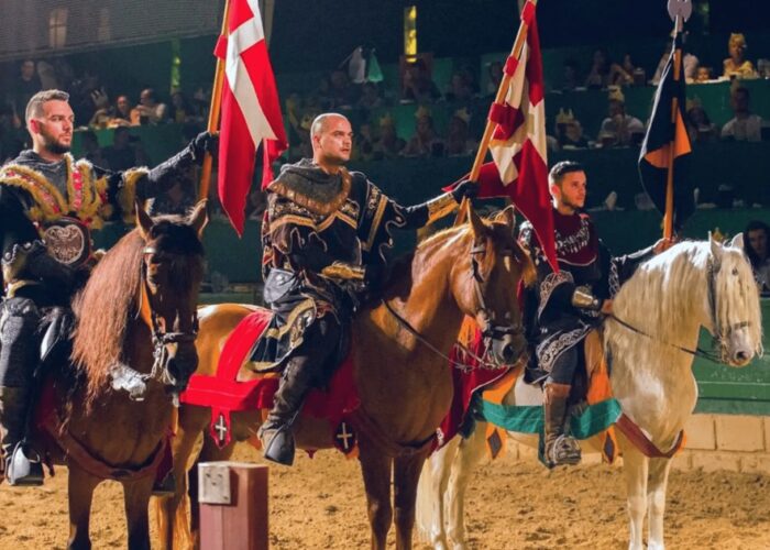 Keskaegne rüütliturniir Tenerifel – põnev ajalooline etendus õhtusöögiga lossis
