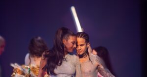 Scandal Dinner Show Tenerifel – glamuurne varieteeõhtu koos kolmekäigulise õhtusöögiga