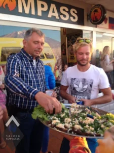 KÕRGEKVALITEEDILINE TOITLUSTUS TENERIFE KOMPASSIS.