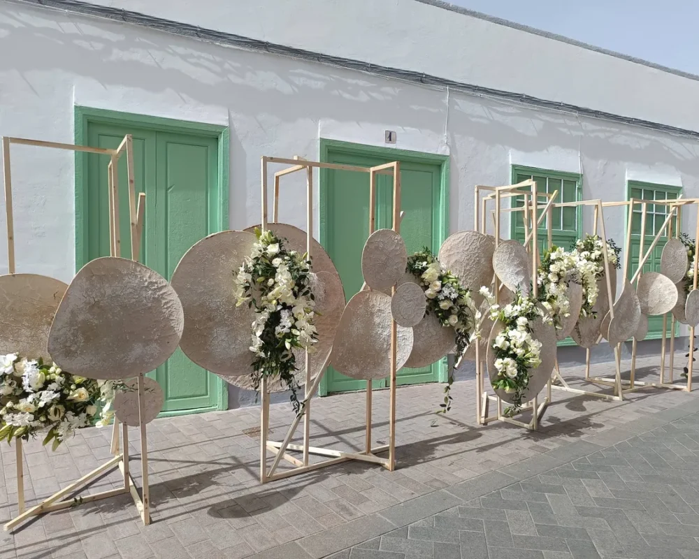 Iga-aastane lihavõttepühade ajal toimuv lilleinstallatsioonide festival Pascua Florida Guia de Isoras Tenerifel