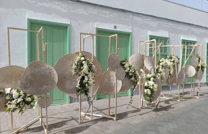 Iga-aastane lihavõttepühade ajal toimuv lilleinstallatsioonide festival Pascua Florida Guia de Isoras Tenerifel