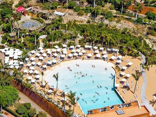 Coco Beach rahulikud lained ja laste rand