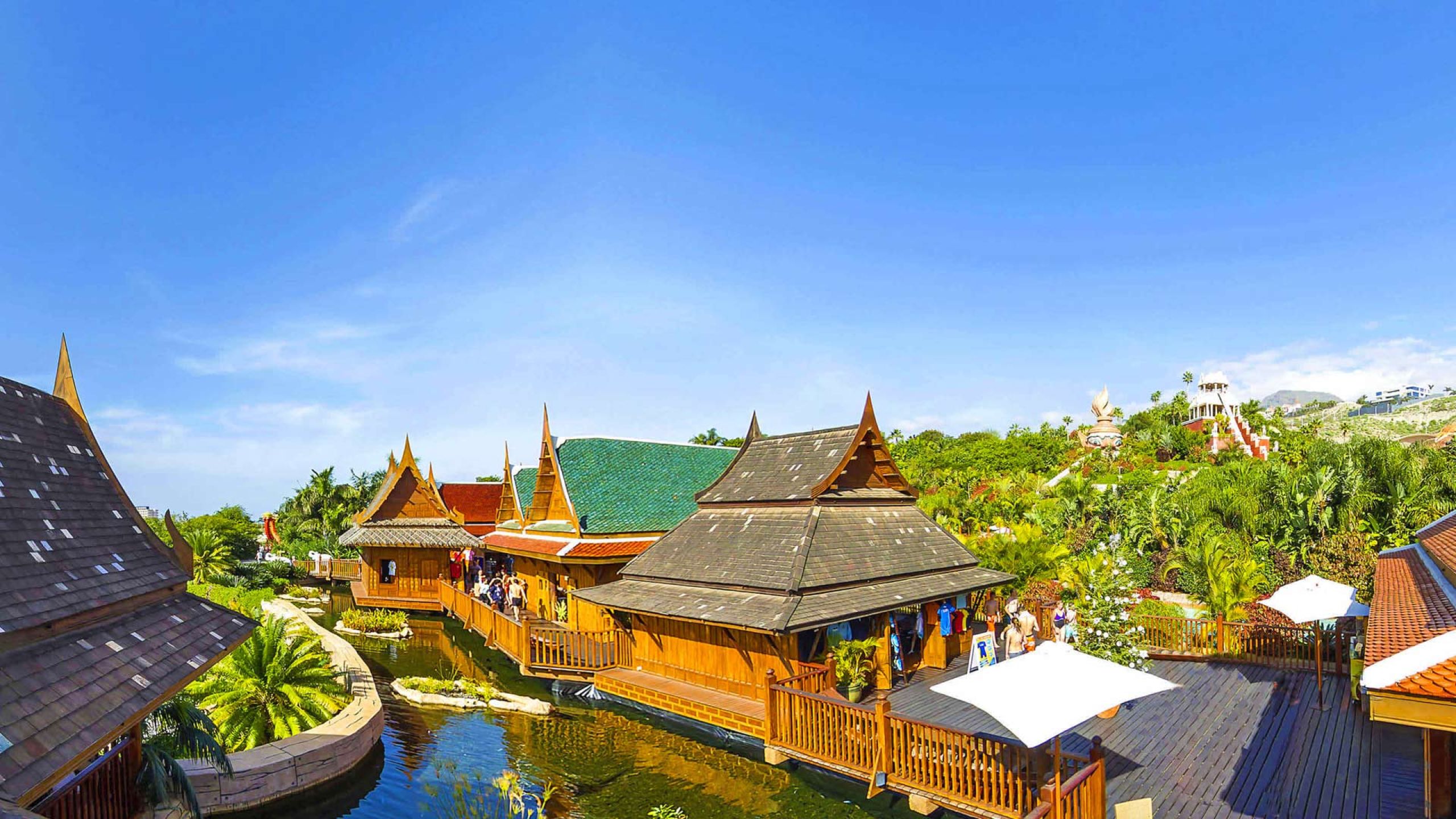 Floating Market Tai küla stiilis shoppinguala