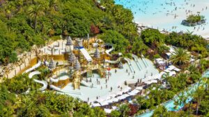 Lost City suur laste veeala tornide ja liumägedega