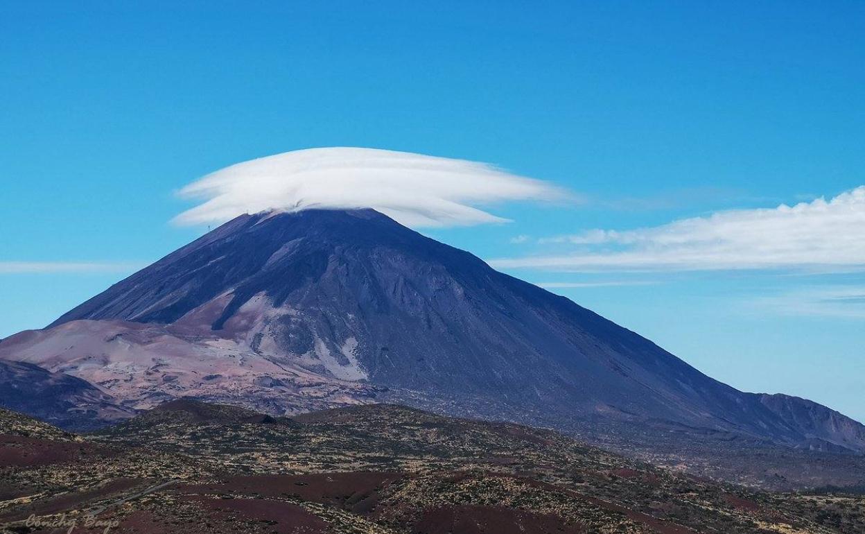 Sombreero Teide kohal Tenerifel
