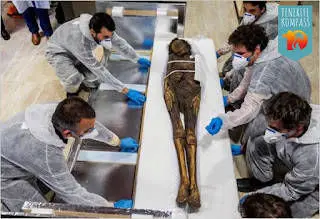 TUHANDE MUUMIA KOOBAS